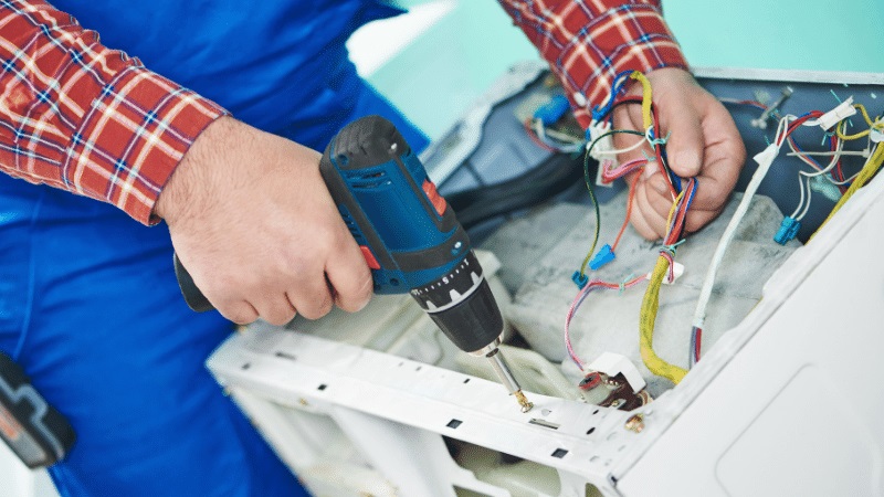 Kınık Hitachi servisi orijinal yedek parça kullanımı